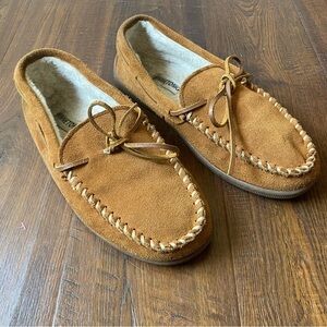 Minnetonka Men's Tan Suede Slip On Moccasins SZ 10.5